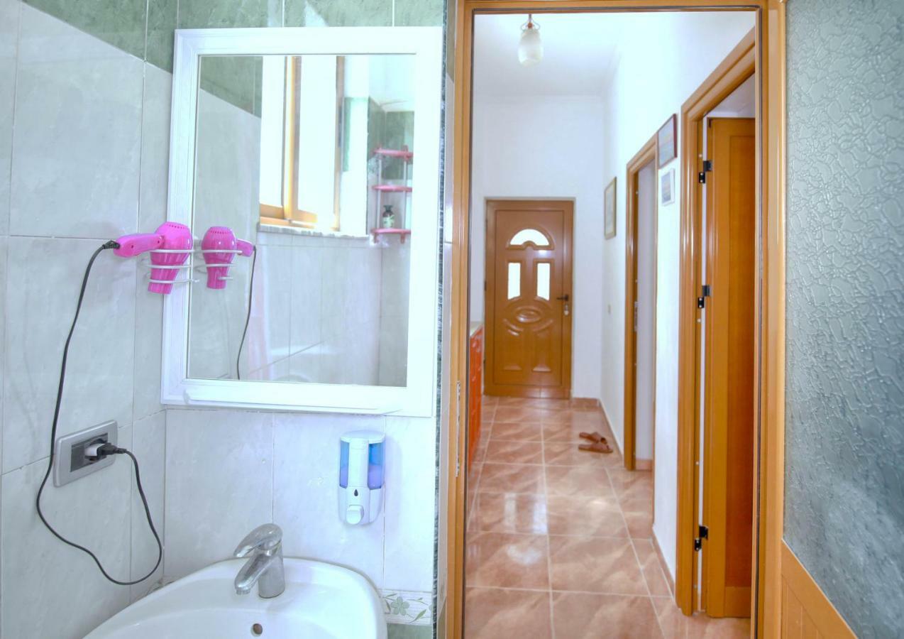 My Home Guest House-Apartment Durrës Buitenkant foto